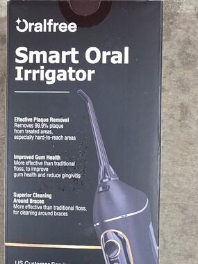 Oralfree Smart Oral Irrigator in Black